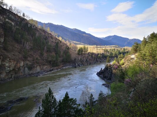 река Катунь в районе Чемала