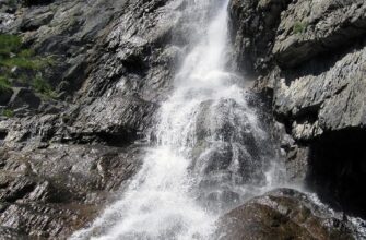 Девичьи слёзы (Ширлак) водопад